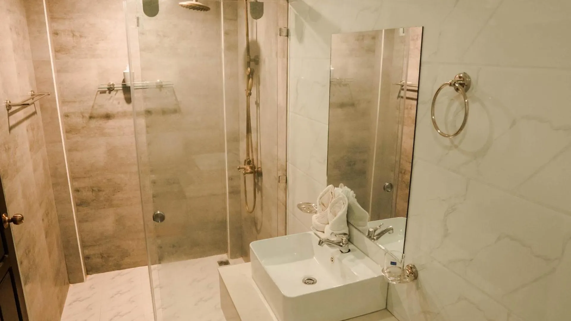 Oudomsouk Guest House Luang Prabang